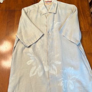 Mens size medium short sleeve linen Tommy Bahama shirt